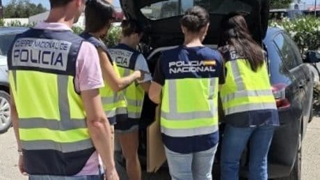 Detenido en Formentera un menor de edad por la tenencia y el tráfico de pornografía infantil