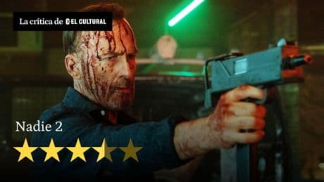 'Nadie 2': El explosivo regreso del padre de familia que pasa de la barbacoa a arrancar los ojos con un tenedor