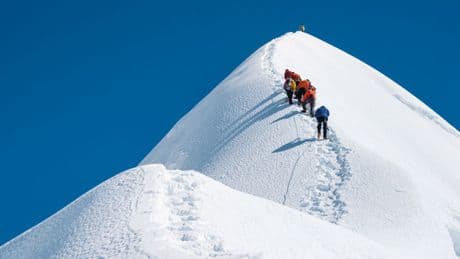 Everest’e zam geldi