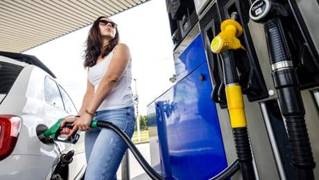 Benzineprijs daalt, maar: 'Dan stijgt de benzineprijs met zo'n 25 cent'