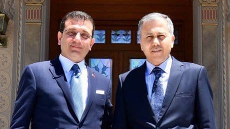 İmamoğlu'nun afişlerinin toplatılmasına Bakan Yerlikaya'dan tek cümlelik yanıt