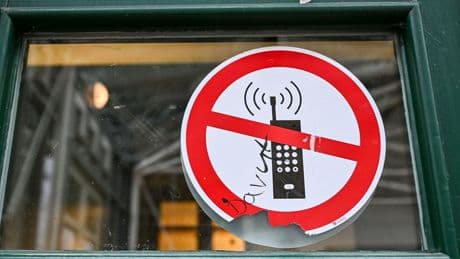 Erstes Bundesland: Bremen verbietet Smartphones an Schulen
