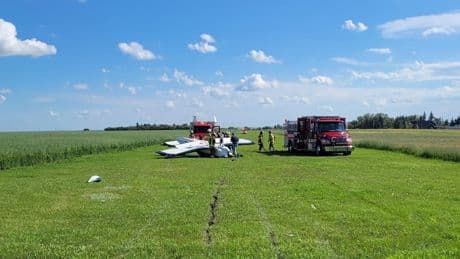 2 people injured in plane crash near Linden, Alta.