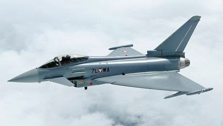 Der Spiegel: Almanya 40 Eurofighter'ın satışını onayladı