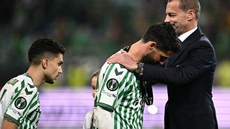 El talento 'blue' rompe el sueño europeo del Betis