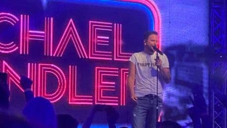 Michael Wendler in Bochum: Als wäre er der Heiland am Kreuz