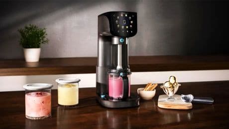 El truco para que el helado casero quede cremoso es esta heladera de Cecotec
