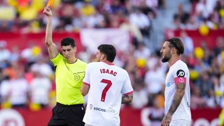 La teoría de Real Madrid TV sobre las expulsiones a favor ante el Sevilla: &quot;Para que el CTA maquille sus estadísticas&quot;