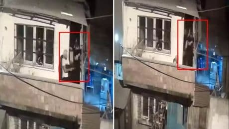 Film sahnesi değil gerçek! Balkondan balkona çatıştılar