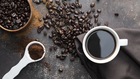 Niemals im Kühlschrank: An diesem Ort sollten Sie Kaffeebohnen stattdessen lagern
