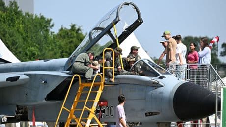 Veteranentag | Schikanen gegen Anti-Veteranentag-Bündnis
