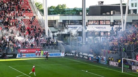 KNVB staat achter plan politie en overheid: extra aandacht voor grootste relschoppers en vuurwerk