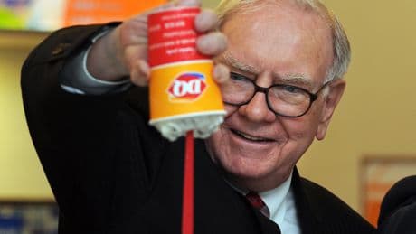 Warren Buffett hailed as ‘everything good about American capitalism’ as he steps down