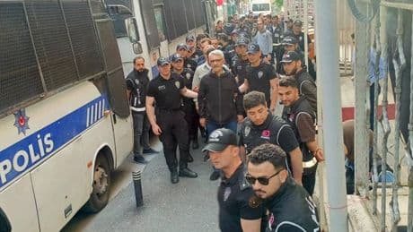 İBB operasyonlarında gözaltındakiler adliyeye sevk edildi