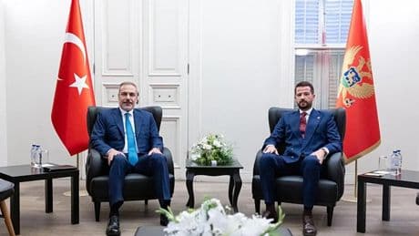 Dışişleri Bakanı Fidan Karadağ Cumhurbaşkanı tarafından kabul edildi!