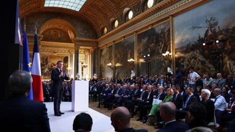 Choose France : le président impopulaire attire toujours les investisseurs étrangers