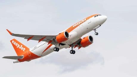 Un avión de easyJet, obligado a aterrizar de emergencia por una pasajera que gritó que había una bomba a bordo