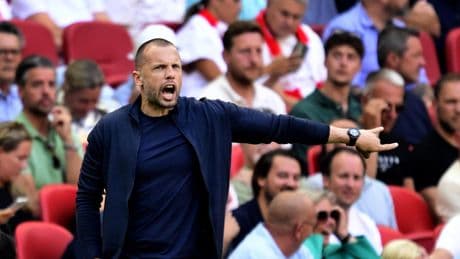 John Heitinga baalde als een stekker na Ajax - Telstar: ’Ik begrijp dat er kritiek is’