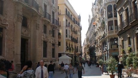 Siete destinos españoles que el &#039;Daily Mail&#039; recomienda no visitar por masificados... y alternativas