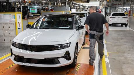 Opel-Chef Huettl im Gespräch: „Das Angebot an bezahlbaren Kleinwagen hat durch EU-Vorschriften drastisch abgenommen“