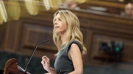 Cayetana Álvarez de Toledo (PP) sobre la reunión de Illa con Puigdemont: "Irá a negociar una amnistía para Sánchez"