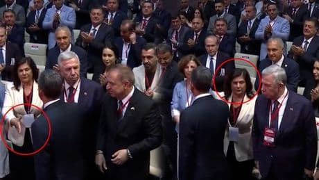 Her şey o tarihte mi başladı? Meğer Özgür Özel Çerçioğlu'nun elini bile sıkmamış!