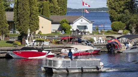 Gananoque, Ont., mayor wants to clamp down on Quebec parking scofflaws — literally