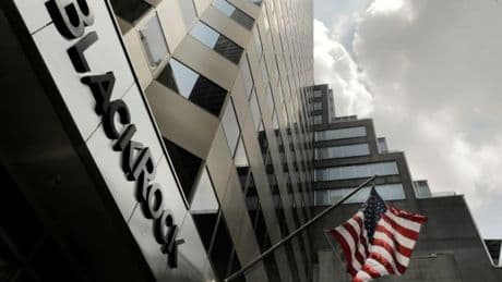 BlackRock también se sube al tren de la defensa europea con un ETF del sector