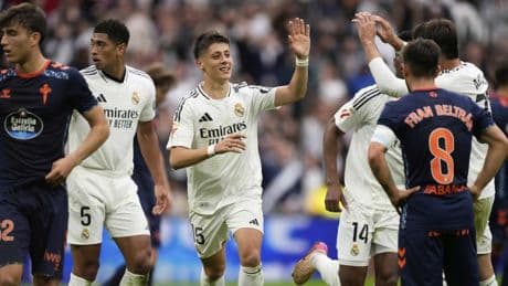 Dos golazos de Güler y Mbappé dan ventaja al Madrid ante el Celta