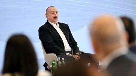 Aliyev'den Ukrayna'ya tavsiye: "Hiçbir zaman işgali kabullenmeyin"