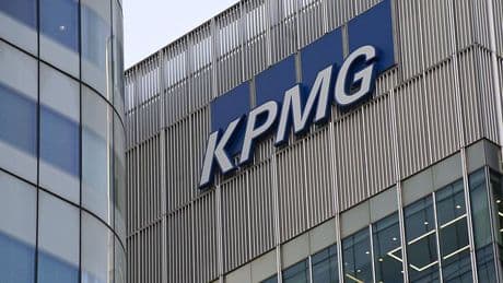 UK firms halt hiring amid fears over Budget