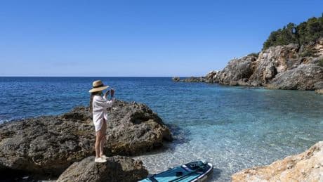 El Caribe en el 'Queen Mary', Canarias o Albania: el placer de hacer vacaciones en otoño