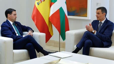 Sánchez empieza a regalar al País Vasco parte de la Seguridad Social