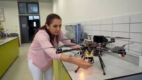 Tarımda dijital devrim! Yapay zeka ve robotlar tarlalara giriyor: "Tarımsal Robotlar" bölümü açıldı!