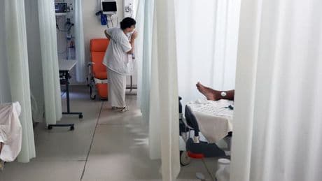 Chikungunya à La Réunion: plus de 100.000 cas estimés depuis le début de l'épidémie