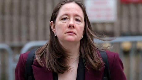 Fille d’un ancien patron du FBI devenu bête noire de Trump, une ex-procureur conteste en justice son limogeage brutal