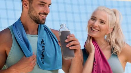 Kühlhandtuch von Fit-Flip: Mikrofasertuch erfrischt an heißen Tagen