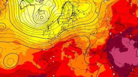 Ondata di caldo, torna l'anticiclone africano: weekend di fuoco su tutta l'Italia, picchi fino a 38°. Ecco quanto durerà