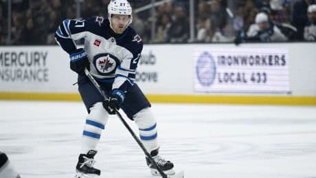 Jets forward Ehlers drops non-contact jersey at morning skate ahead of Game 6