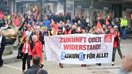 Autozulieferer in der Krise: ZF entscheidet zwischen Pest und Cholera
