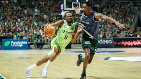 El Unicaja funde al Barcelona y se cita con el Real Madrid