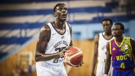 Kur Kuath inicia el Afrobasket con derrota y sin protagonismo