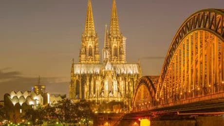 Köln: 20.000 Menschen müssen wegen Bomben-Evakuierung weichen