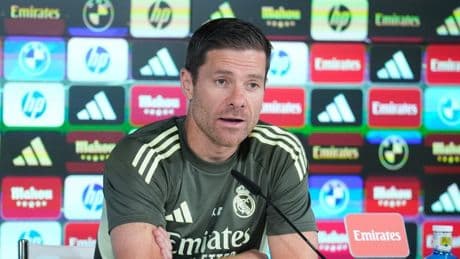 Xabi Alonso no da por cerrada la plantilla: "Hay que estar siempre preparados"