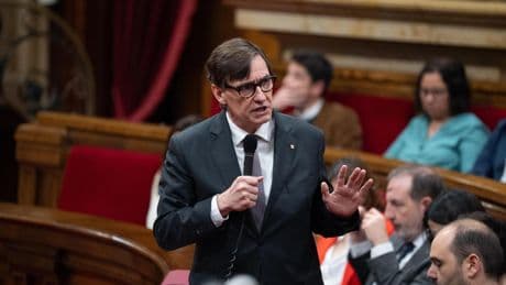 Illa reconoce que la prosperidad que se genera en Catalunya no logra reducir la pobreza