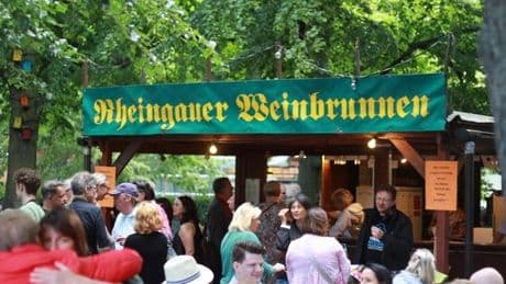 Rüdesheimer Platz: Dieses Jahr wird‘s am Weinbrunnen noch strenger