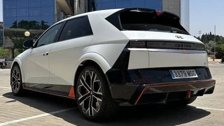 ¿Un eléctrico con 'tacto' a combustión? Nos subimos al Hyundai Ioniq 5 N