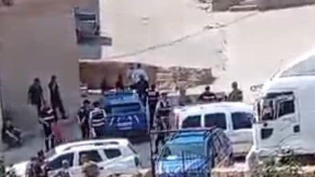 Akraba ailelerin 'arazi' kavgası! Ölü ve yaralılar var