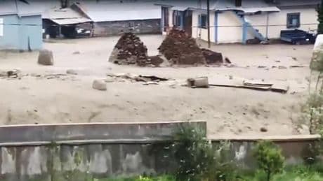Kars’ı sel ve heyelan vurdu
