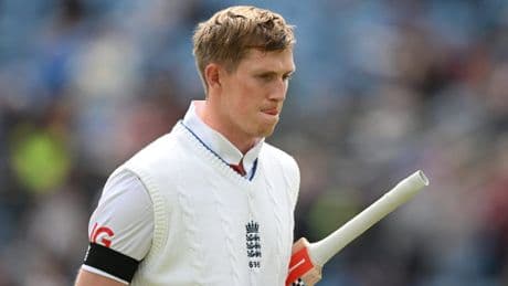 England have backed themselves into a corner over Zak Crawley